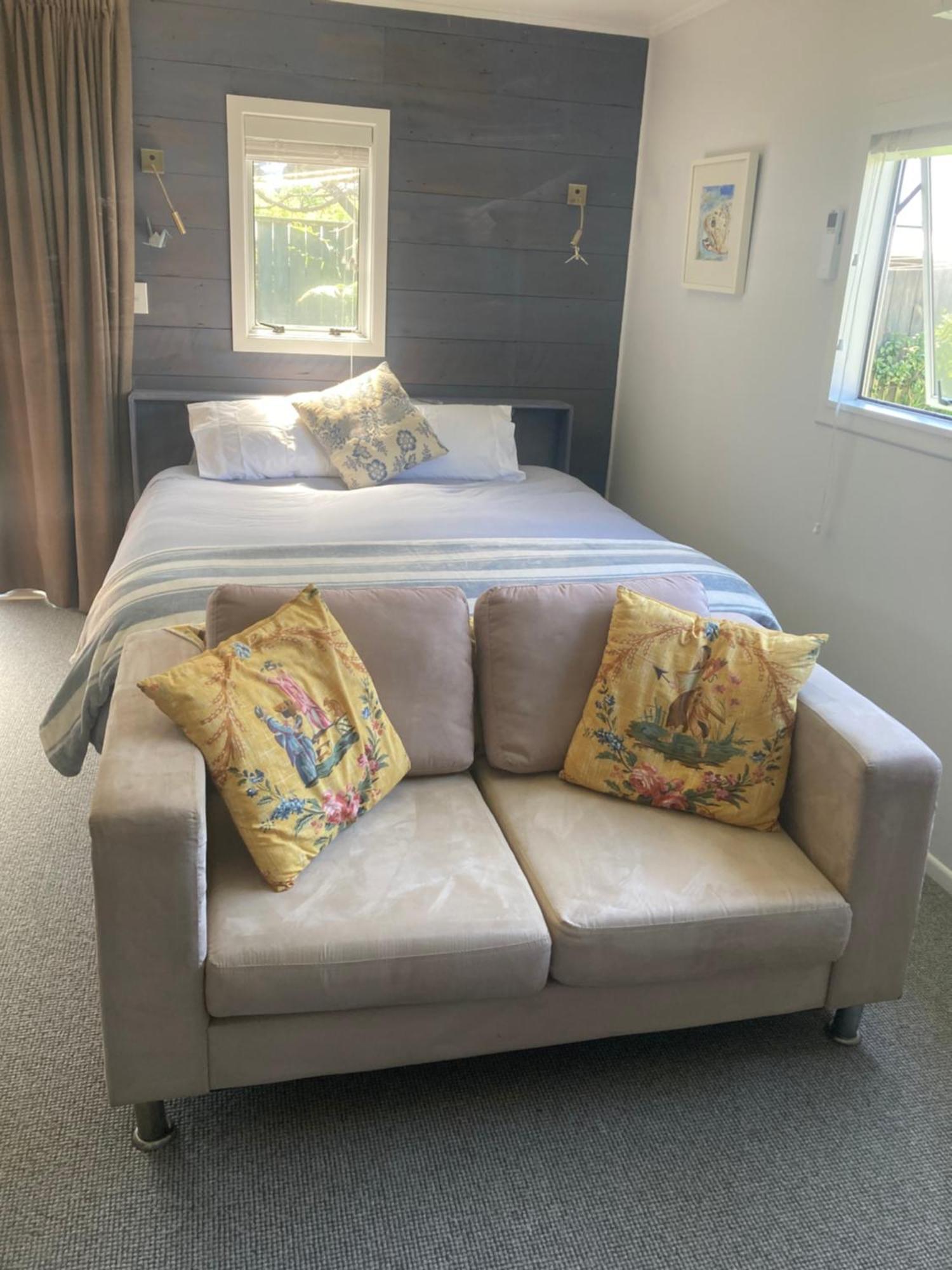 Anglers Adventure Paradise Cabin Bnb Wifi Parking Turangi Exterior photo